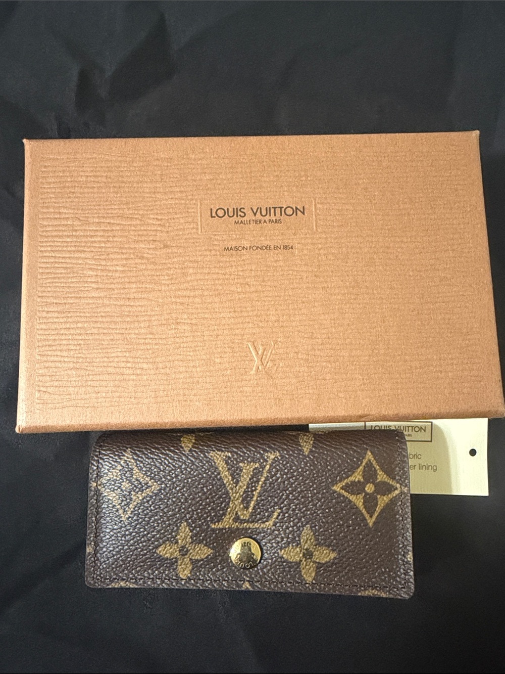 Louis Vuitton Monogram Canvas 4 Keys & Card Holder - Brown and Gold